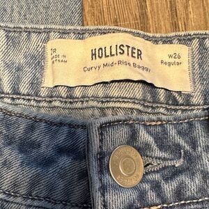 Hollister Mid-Rise Baggy Jeans in Light Blue